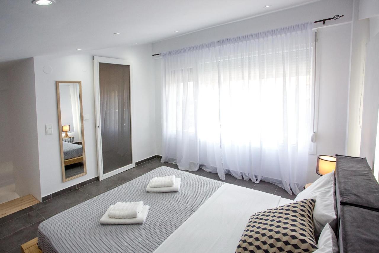 Joy C Deluxe Villa Nea Iraklitsa Luaran gambar