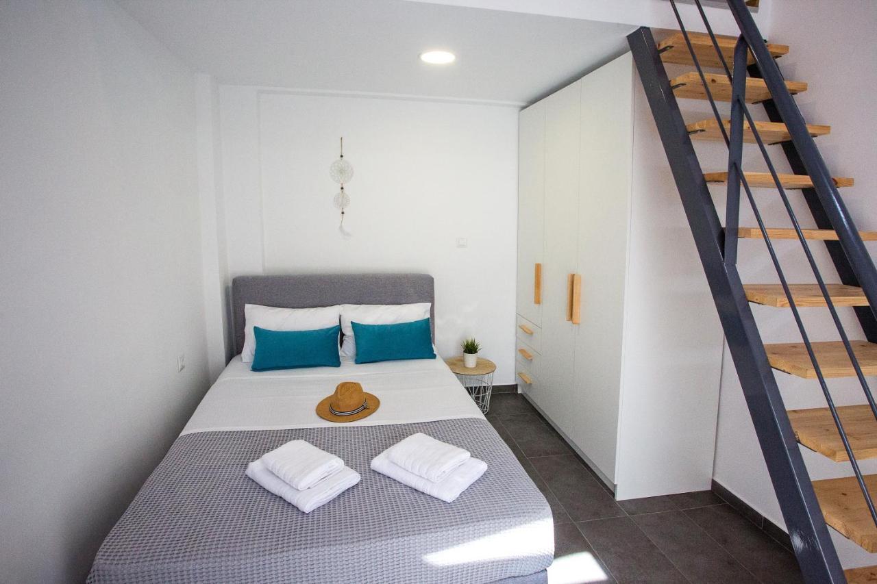Joy C Deluxe Villa Nea Iraklitsa Luaran gambar