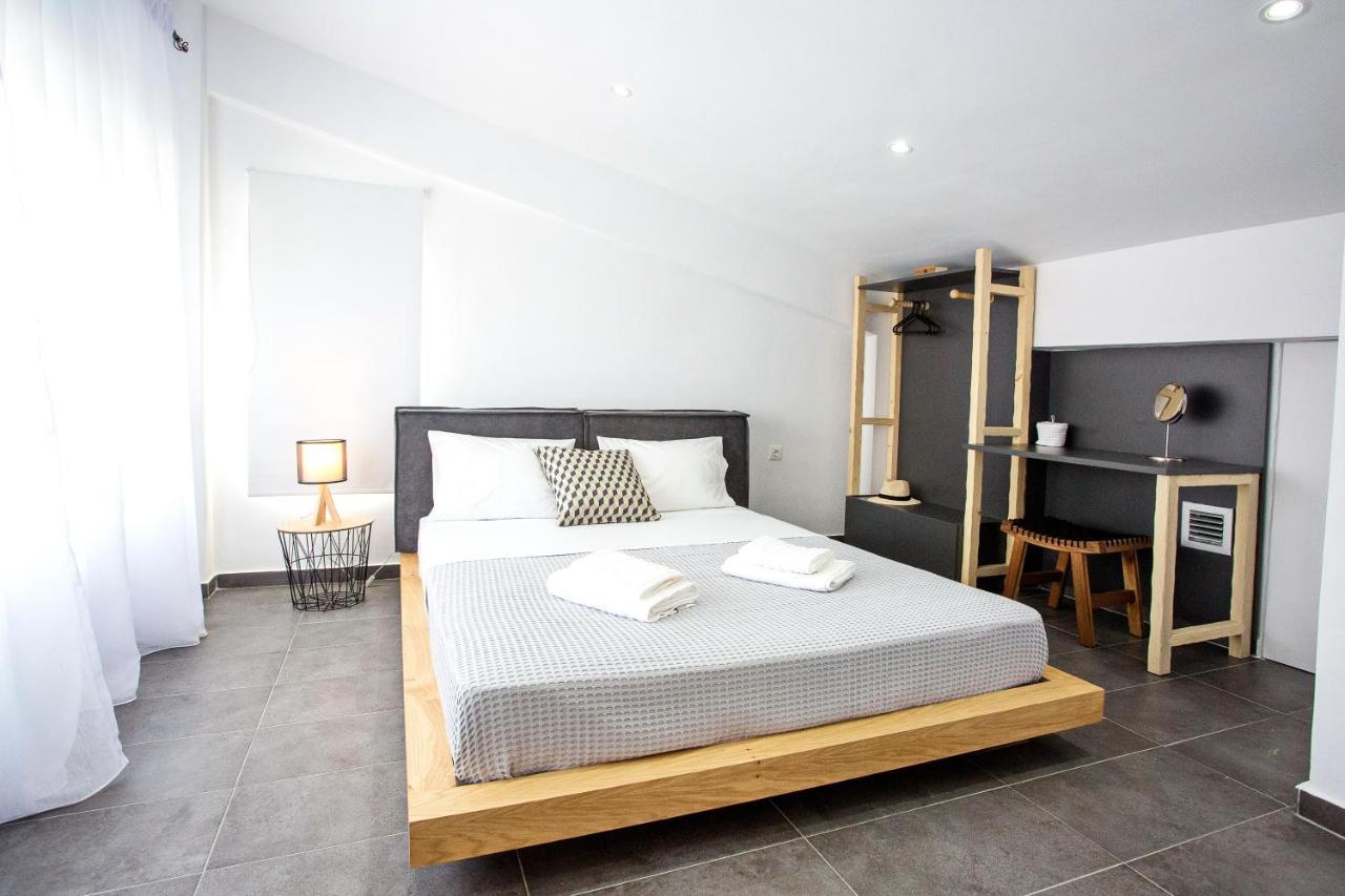Joy C Deluxe Villa Nea Iraklitsa Luaran gambar