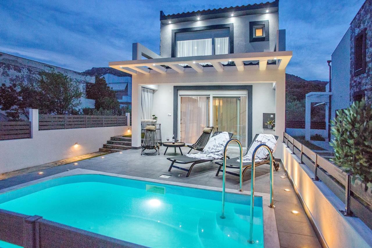 Joy C Deluxe Villa Nea Iraklitsa Luaran gambar