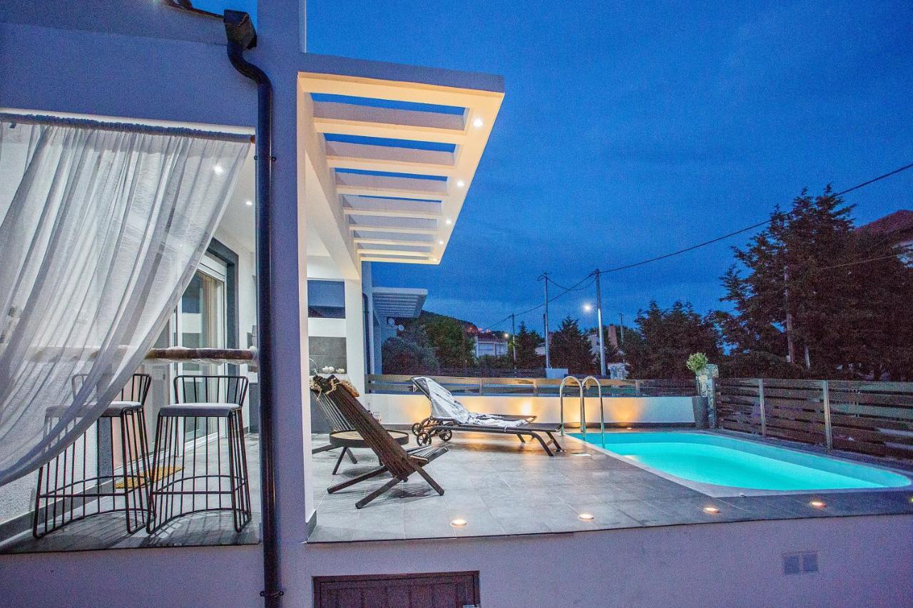 Joy C Deluxe Villa Nea Iraklitsa Luaran gambar