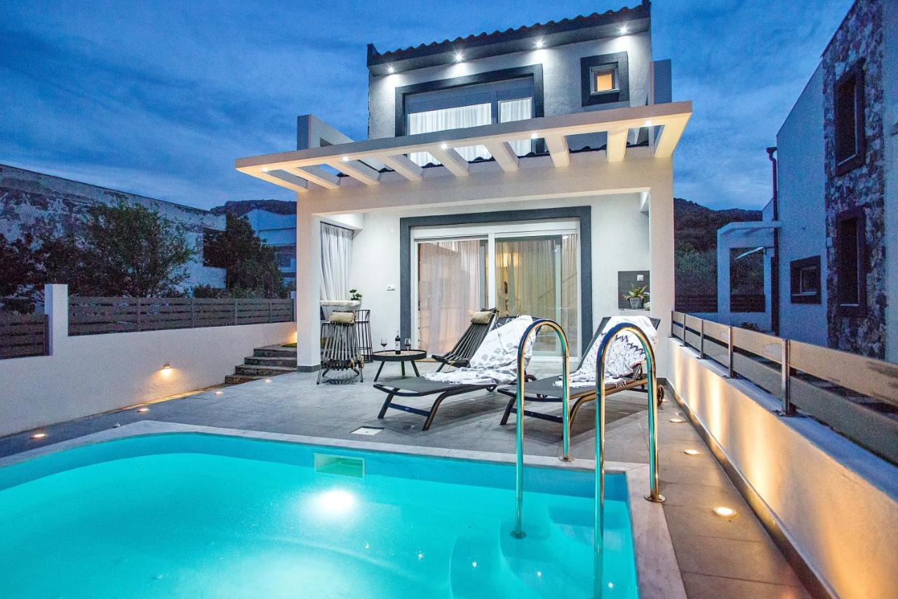 Joy C Deluxe Villa Nea Iraklitsa Luaran gambar